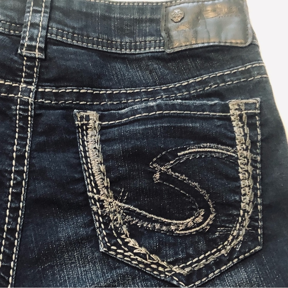 Silver Suki Mid Skinny 27/31 Dark Wash Indigo - Picture 4 of 15